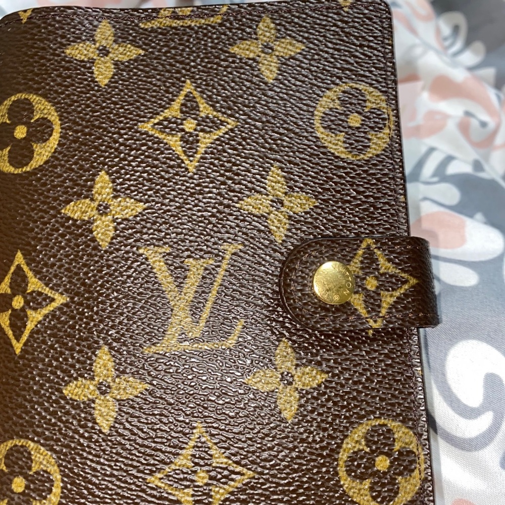 Louis Vuitton agenda pm